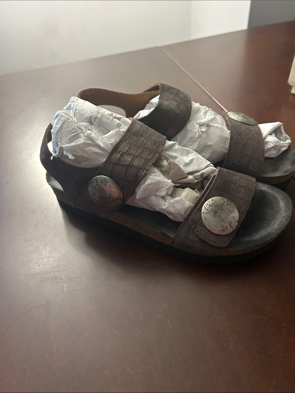 Taos Footwear Beige/Natural Flats & Loafers Box - Picture 4 of 13